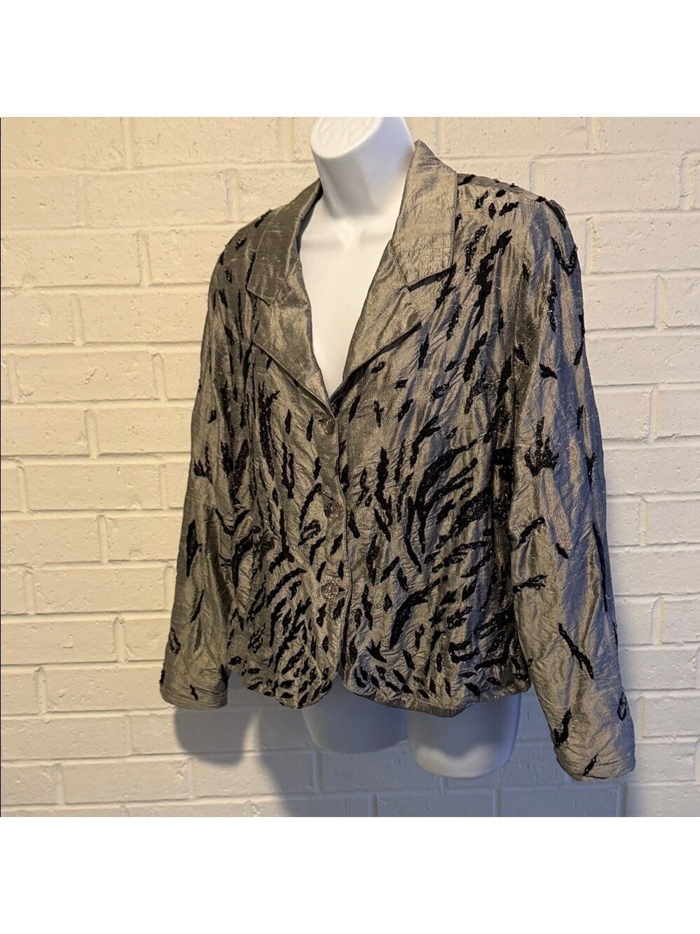 Anage Silk, Silver & Black Patterned Beaded Jacket Clear Buttons Size L Vintage